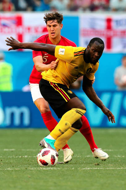 场比赛中展 场比赛中展