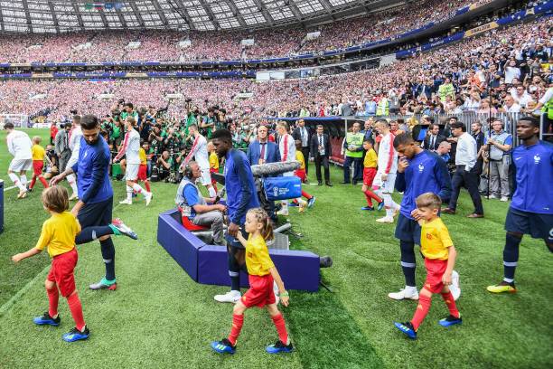 赛中豪取 赛中豪取